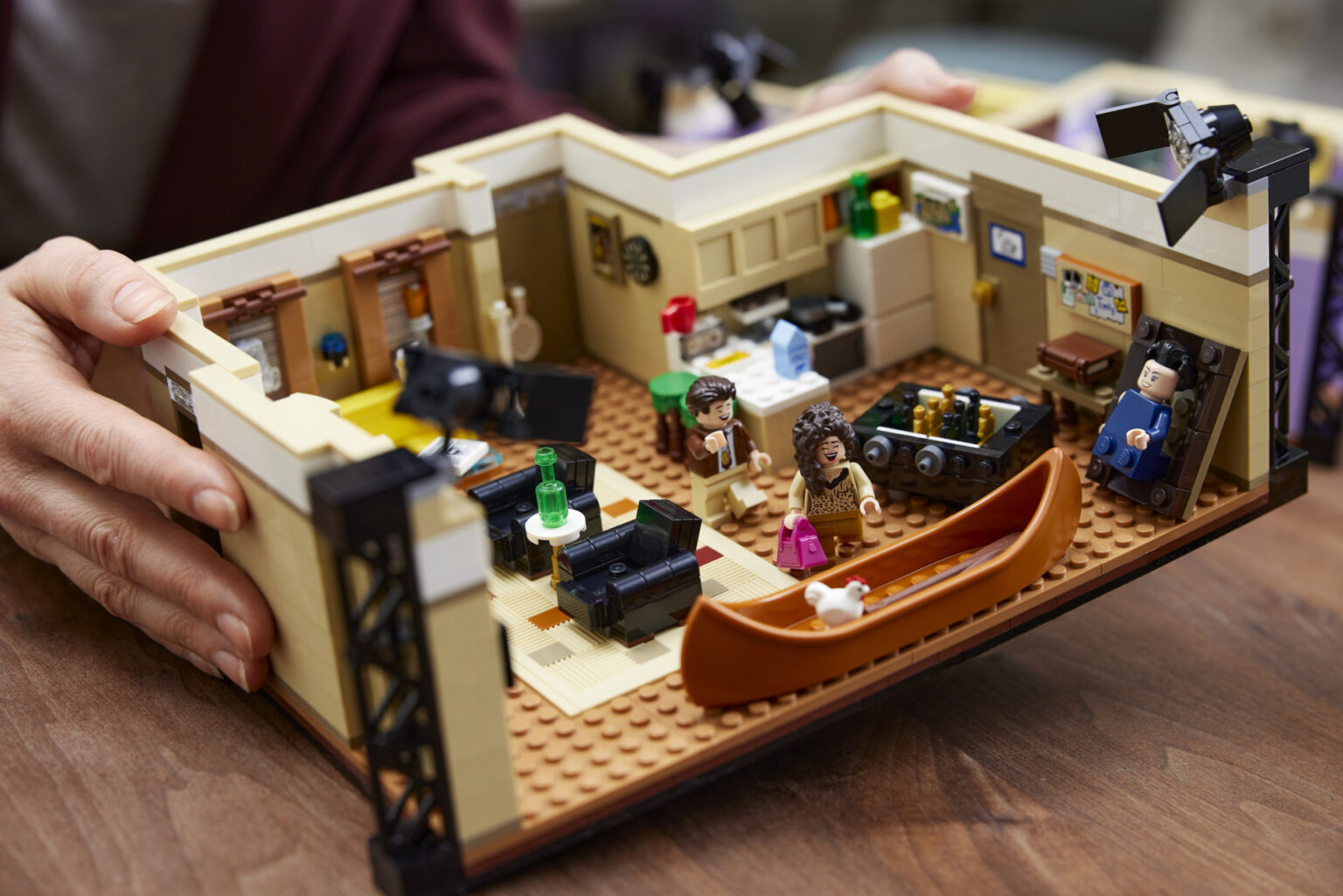 海外ドラマ「フレンズ」のアパートが大人向けレゴ製品に登場！「LEGO The Friends Apartments 10292（レゴ フレンズ